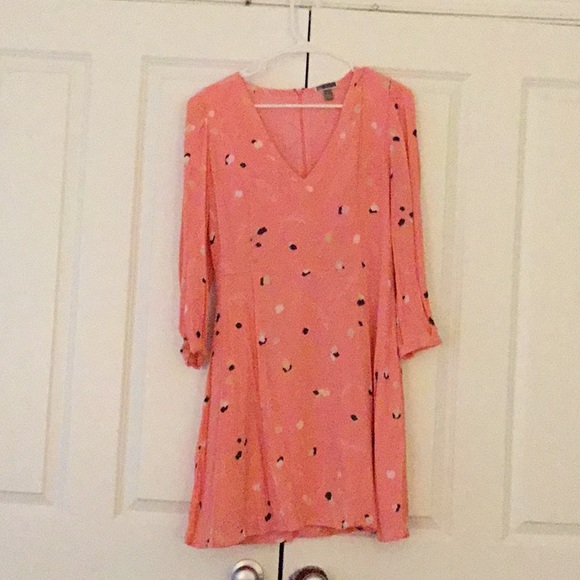 Pink Vneck dress - Picture 3 of 5